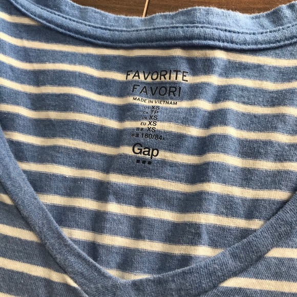 GUC bundle of Gap women’s short sleeved tees - Picture 13 of 13